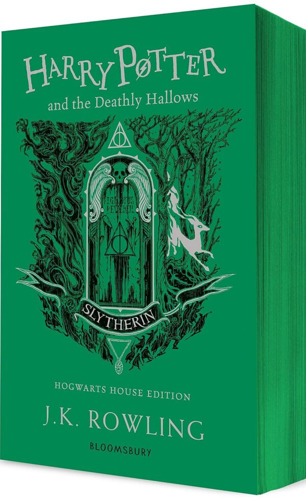 Harry Potter and the Deathly Hallows - Slytherin Edition (Paperback)