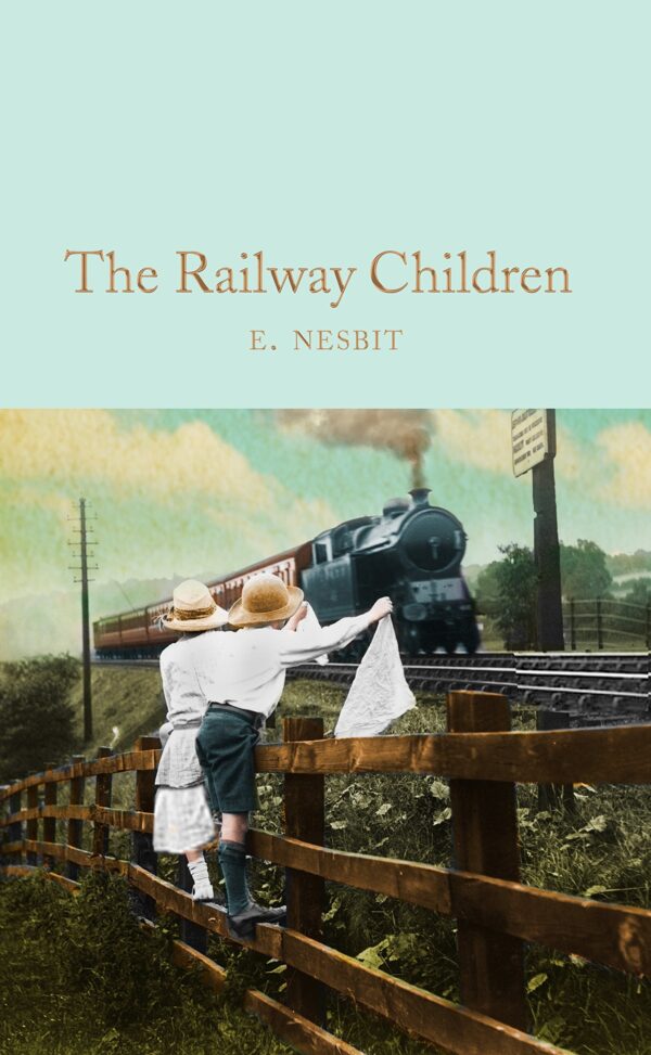 Macmillan Collector's Library: The Railway Children