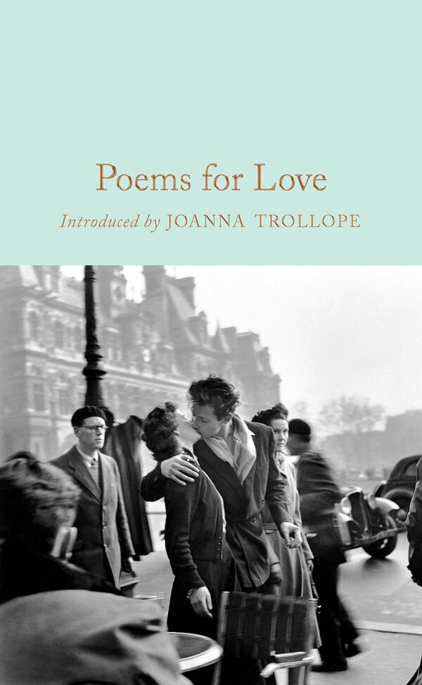 Macmillan Collector's Library: Poems for Love