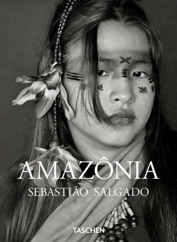 Sebastiao Salgado. Amazonia