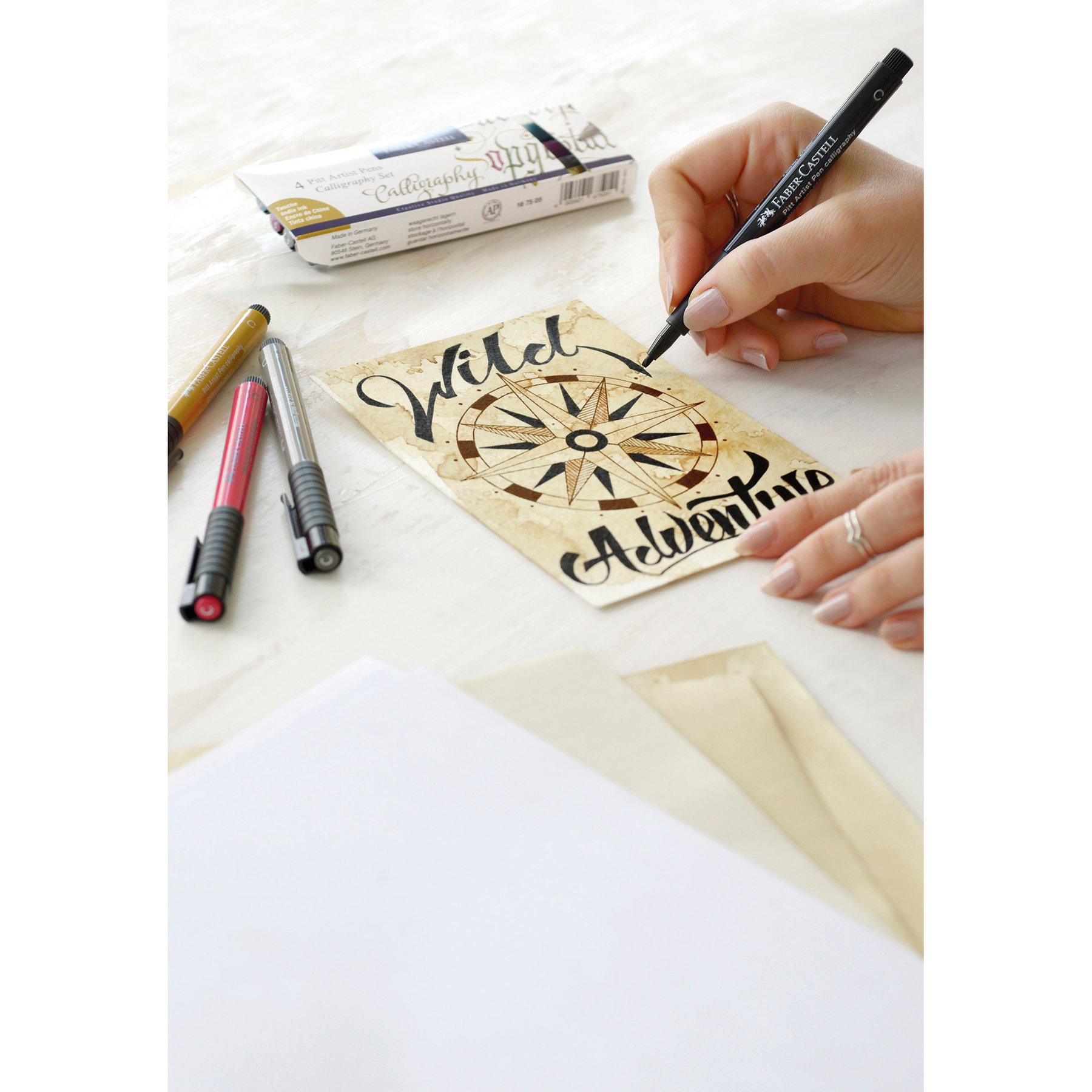 Faber-Castell Маркер Pitt Artist, за калиграфия, 4 цвята класик - Image 3