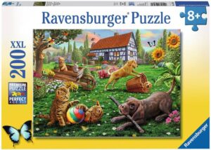 Пъзел Ravensburger от 200 XXL части - Игра на двора