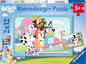 Детски пъзел Ravensburger от 2 x 12 части - Забавление с Блуи