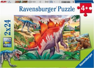 Детски пъзел Ravensburger от 2 x 24 части - Юрска дива природа
