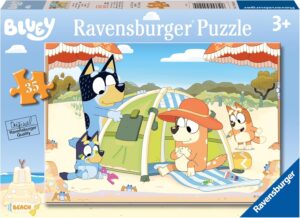Детски пъзел Ravensburger от 35 части - На плаж с Блуи