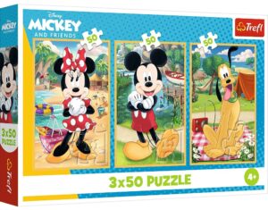 Детски пъзел Trefl от 3 x 50 части - Почивката на Мики Маус