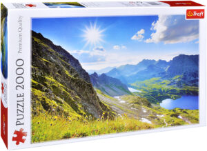 Пъзел Trefl от 2000 части - Долина в Татрите
