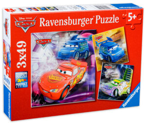 Пъзел Ravensburger от 3 x 49 части - На пистата, Колите